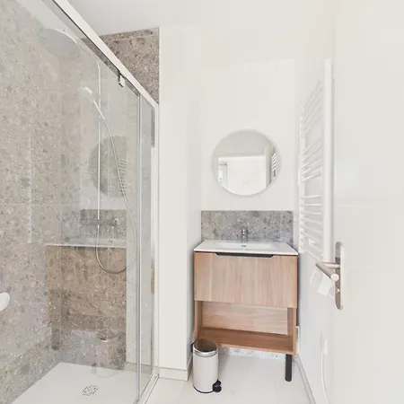 Appartement L'embrun - Pour 6 - Piscine Commune *